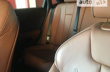 Седан Audi A4 2020 в 