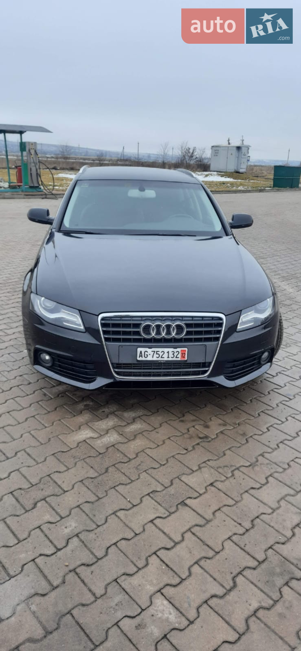 2011 Audi A4 - мініатюра 2