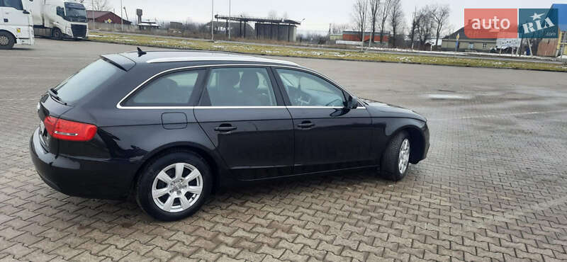 Универсал Audi A4 2011 в Черновцах