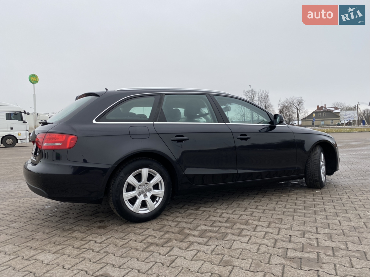 2011 Audi A4 - мініатюра 9