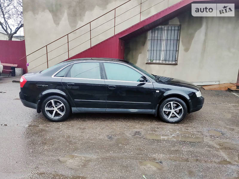 Седан Audi A4 2004 в Одессе