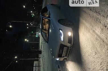 Седан Audi A4 2011 в Львове