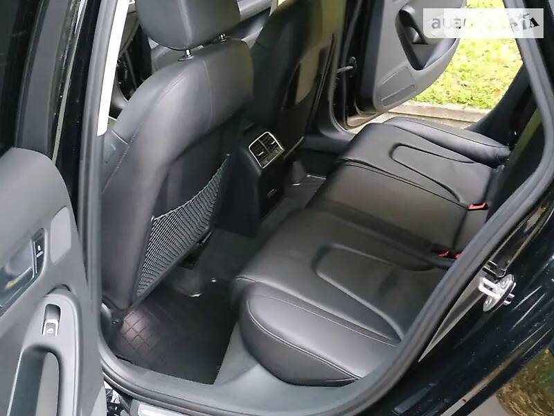 Седан Audi A4 2015 в Николаеве