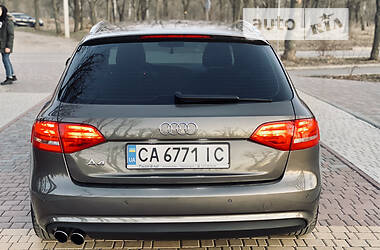 Унiверсал Audi A4 2014 в Кропивницькому