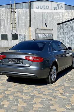 Седан Audi A4 2015 в Одесі