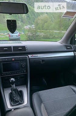 Седан Audi A4 2004 в Хусте