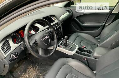 Седан Audi A4 2010 в 