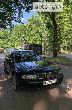 Унiверсал Audi A4 1996 в Ужгороді