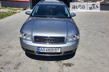 Универсал Audi A4 2002 в Великом Березном