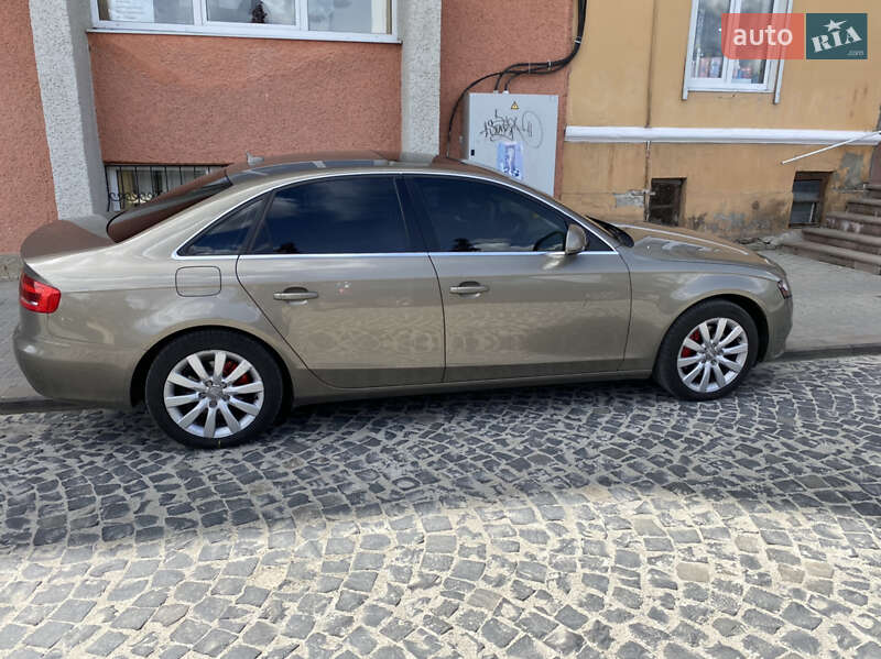 Седан Audi A4 2008 в Ирпене