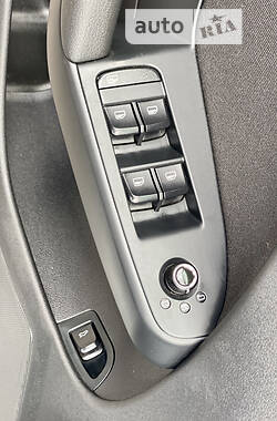 Седан Audi A4 2010 в 