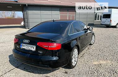 Седан Audi A4 2012 в Виноградове