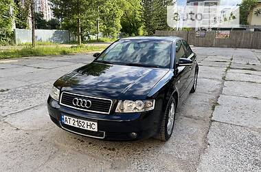 Седан Audi A4 2004 в 