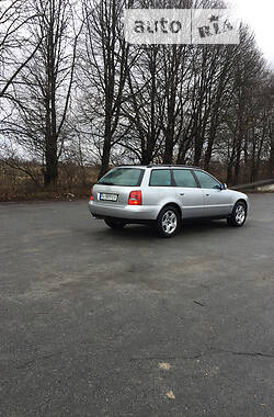 Універсал Audi A4 1999 в Шепетівці
