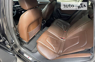 Седан Audi A4 2014 в 