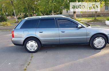 Универсал Audi A4 2001 в Долине