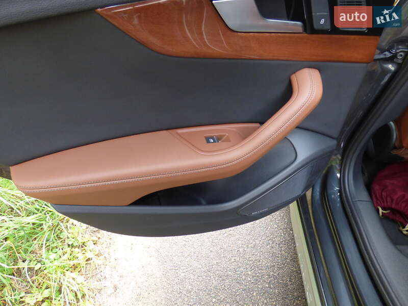 Універсал Audi A4 2019 в Києві