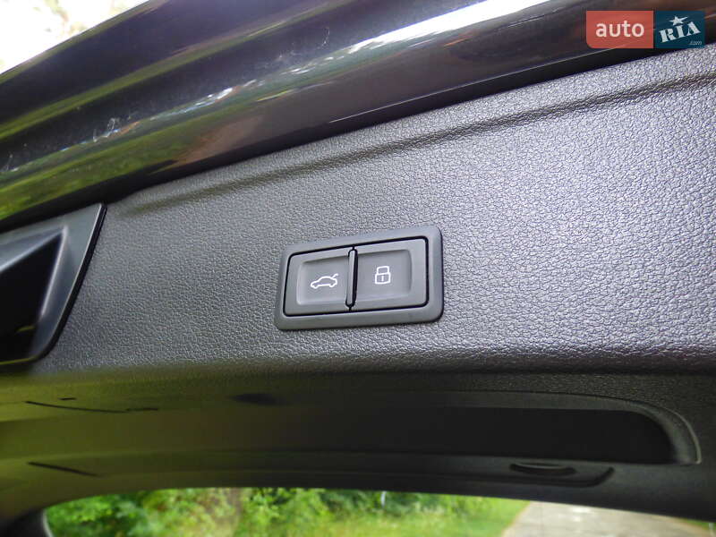 Універсал Audi A4 2019 в Києві