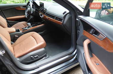 Универсал Audi A4 2019 в Киеве