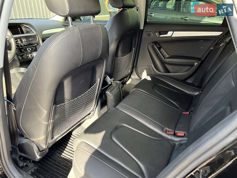 Седан Audi A4 2014 в Одессе