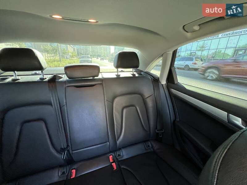 Седан Audi A4 2014 в Одессе