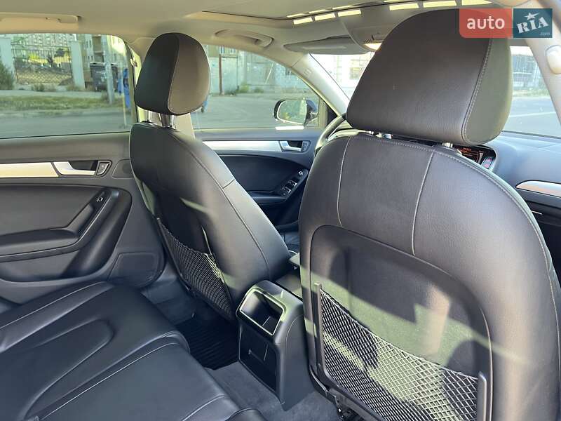Седан Audi A4 2014 в Одессе