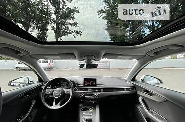 Седан Audi A4 2019 в 