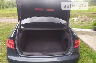 Седан Audi A4 2009 в Сваляве