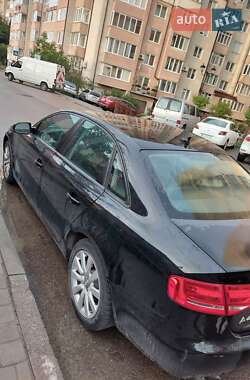 Седан Audi A4 2011 в Ивано-Франковске