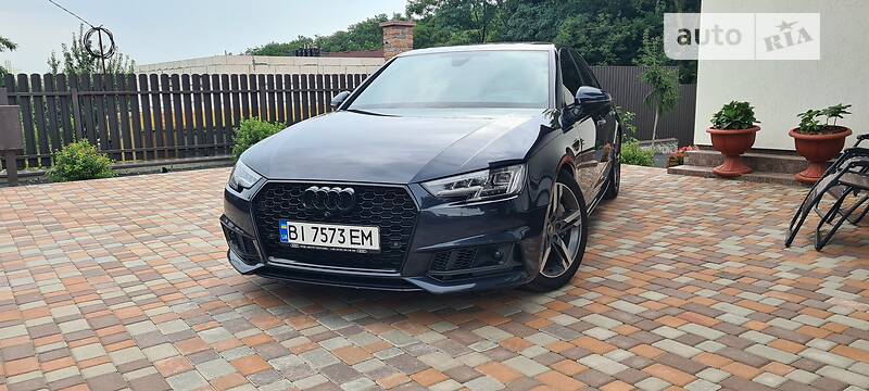 Седан Audi A4 2016 в 