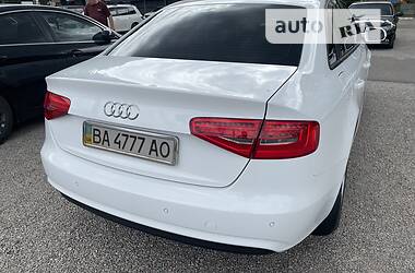 Седан Audi A4 2012 в Кропивницком