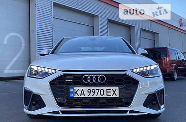 Седан Audi A4 2020 в 
