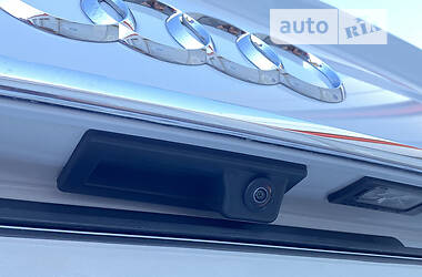 Седан Audi A4 2020 в 