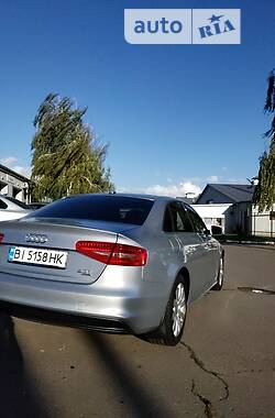 Седан Audi A4 2014 в Полтаві