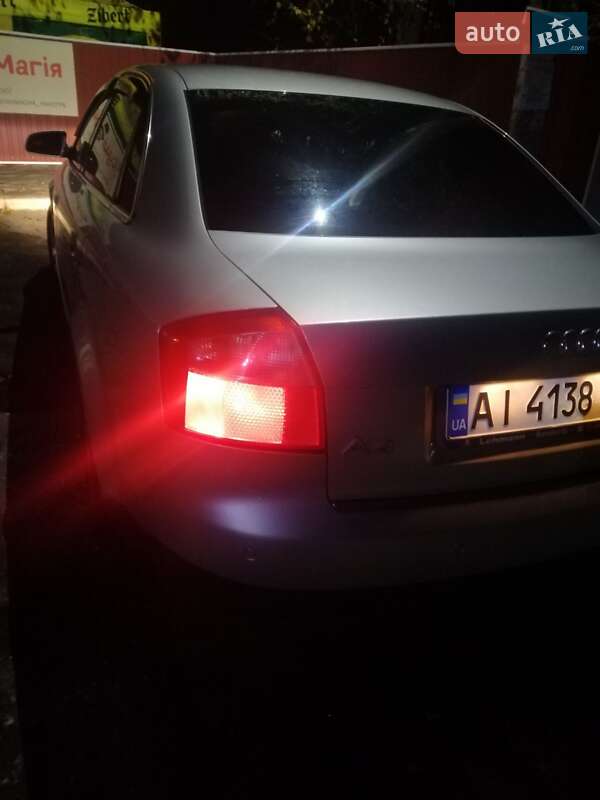 Седан Audi A4 2002 в Згуровке