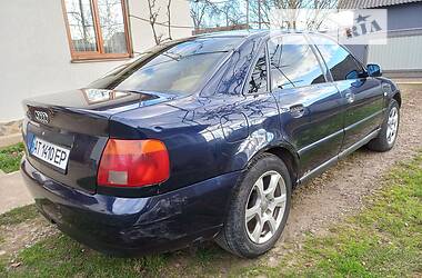 Седан Audi A4 1999 в 