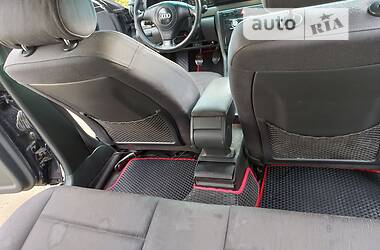 Седан Audi A4 1999 в 