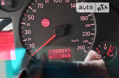 Седан Audi A4 1999 в 
