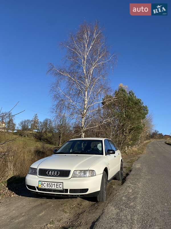 Универсал Audi A4 1997 в Львове