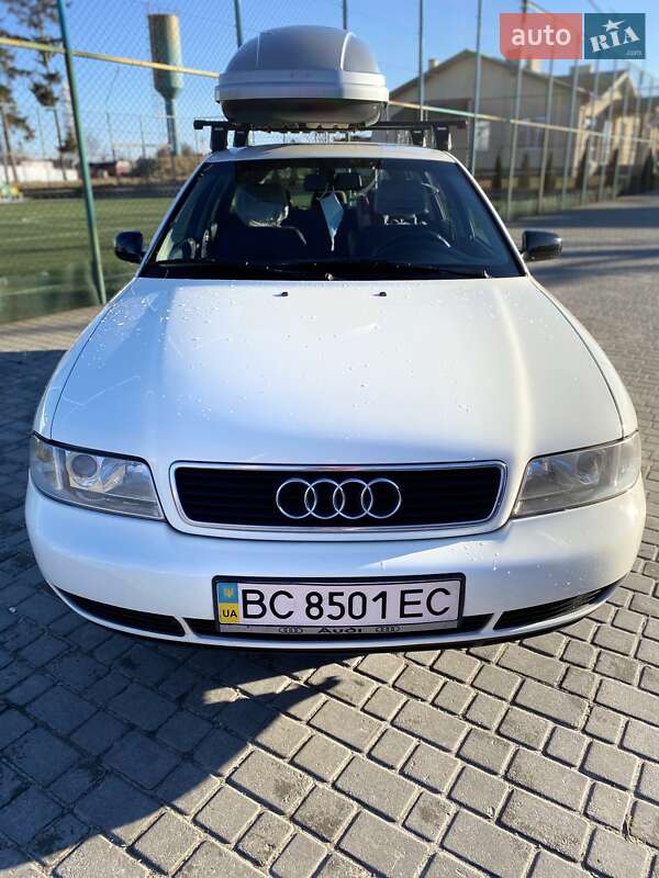Универсал Audi A4 1997 в Львове