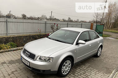 Седан Audi A4 2001 в Полонному