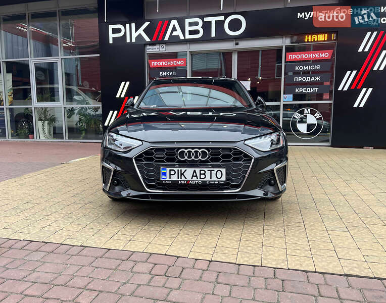 Седан Audi A4 2020 в Львові