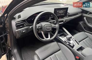 Седан Audi A4 2020 в Львові