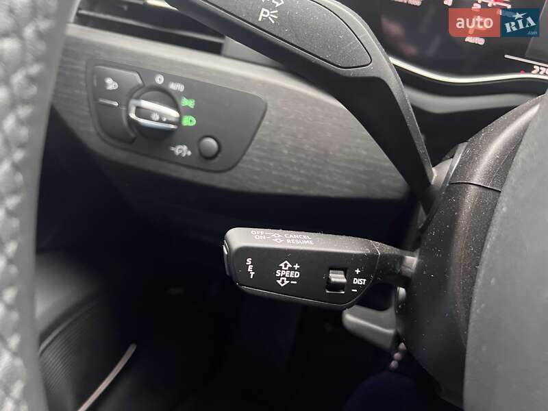 Седан Audi A4 2020 в Львові