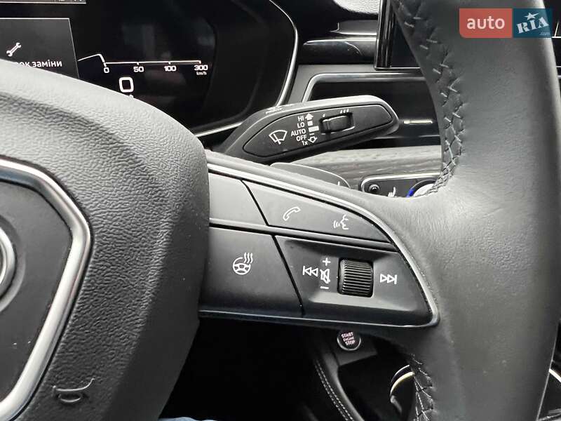 Седан Audi A4 2020 в Львові