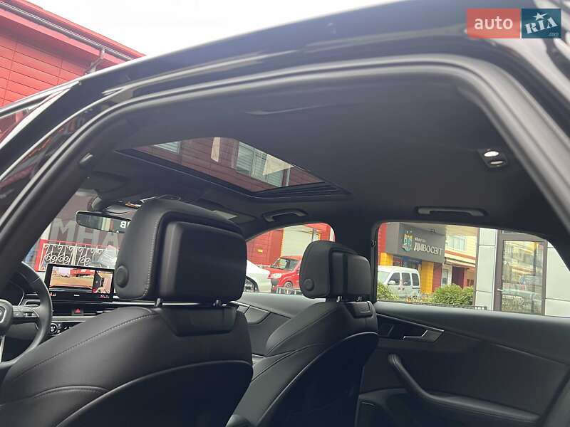 Седан Audi A4 2020 в Львові