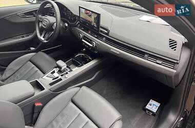 Седан Audi A4 2020 в Львові