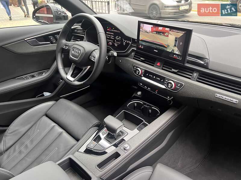 Седан Audi A4 2020 в Львові