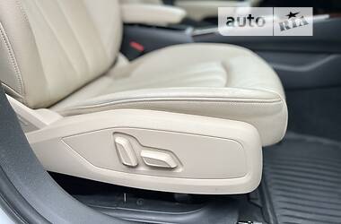 Седан Audi A4 2017 в 