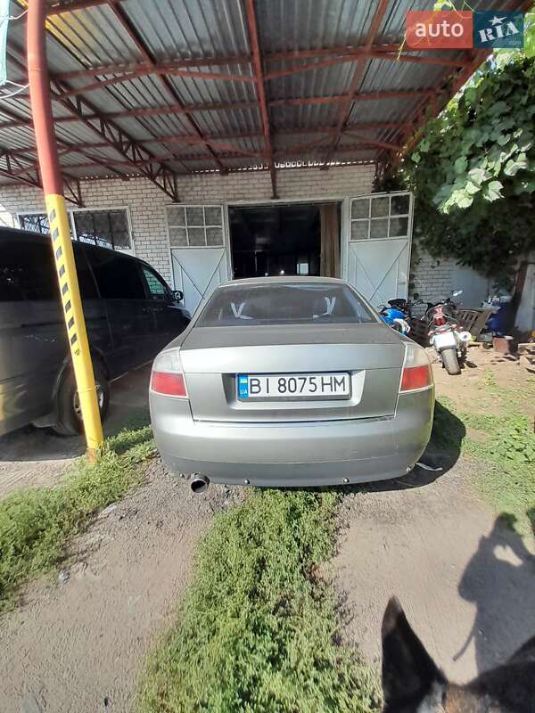 Седан Audi A4 2001 в Кременчуге